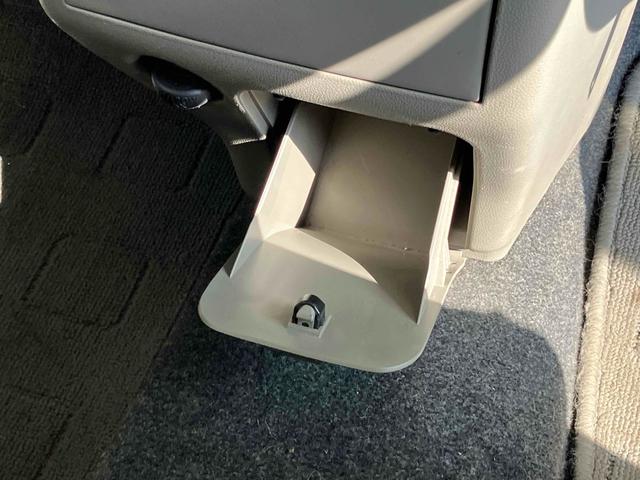 ピクシススペース 　キーレスエントリー　アイドリングストップ　電動格納ミラー　ベンチシート　ＣＶＴ　ＣＤ　アルミホイール　エアコン　パワーステアリング　パワーウィンドウ（40枚目）