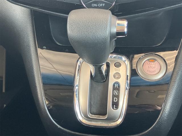 セレナ ハイウェイスター　Ｖセレ＋セーフティＩＩ　ＳＨＶ　ＥＴＣ　全周囲カメラ　ナビ　クリアランスソナー　オートクルーズコントロール　レーンアシスト　衝突被害軽減システム　両側電動スライドドア　オートライト　ＬＥＤヘッドランプ　スマートキー　電動格納ミラー（7枚目）