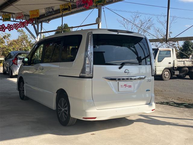 セレナ ハイウェイスター　Ｖセレ＋セーフティＩＩ　ＳＨＶ　ＥＴＣ　全周囲カメラ　ナビ　クリアランスソナー　オートクルーズコントロール　レーンアシスト　衝突被害軽減システム　両側電動スライドドア　オートライト　ＬＥＤヘッドランプ　スマートキー　電動格納ミラー（16枚目）