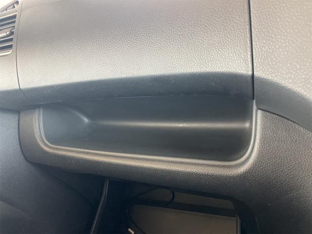 セレナ ハイウェイスター　Ｖセレ＋セーフティＩＩ　ＳＨＶ　ＥＴＣ　全周囲カメラ　ナビ　クリアランスソナー　オートクルーズコントロール　レーンアシスト　衝突被害軽減システム　両側電動スライドドア　オートライト　ＬＥＤヘッドランプ　スマートキー　電動格納ミラー（50枚目）