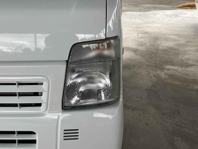 キャリイトラック ＫＣ　軽トラ　４ＷＤ　５速マニュアル　エアコン　パワーステアリング　三方開　ヘッドライトレベライザー（8枚目）