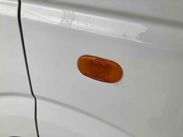 キャリイトラック ＫＣ　軽トラ　４ＷＤ　５速マニュアル　エアコン　パワーステアリング　三方開　ヘッドライトレベライザー（16枚目）