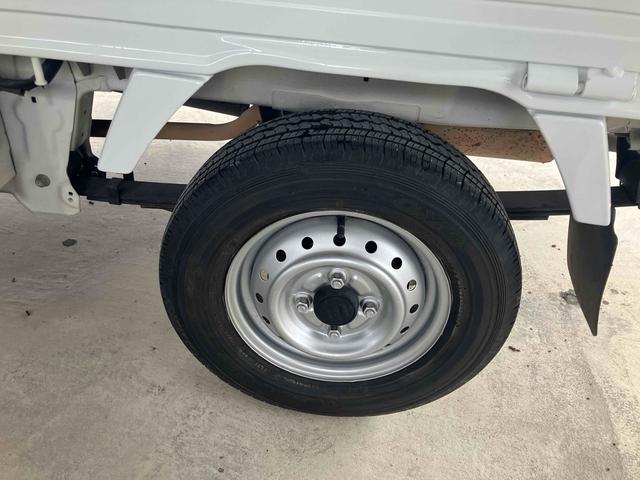 キャリイトラック ＫＣ　軽トラ　４ＷＤ　５速マニュアル　エアコン　パワーステアリング　三方開　ヘッドライトレベライザー（26枚目）