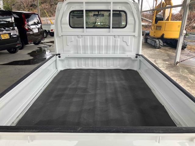 キャリイトラック ＫＣ　軽トラ　４ＷＤ　５速マニュアル　エアコン　パワーステアリング　三方開　ヘッドライトレベライザー（31枚目）