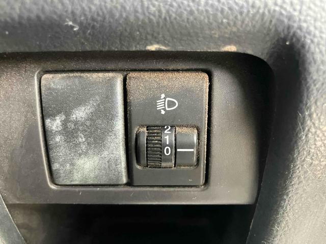 キャリイトラック ＫＣ　軽トラ　４ＷＤ　５速マニュアル　エアコン　パワーステアリング　三方開　ヘッドライトレベライザー（55枚目）