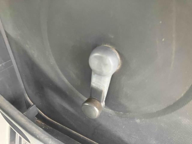 キャリイトラック ＫＣ　軽トラ　４ＷＤ　５速マニュアル　エアコン　パワーステアリング　三方開　ヘッドライトレベライザー（57枚目）