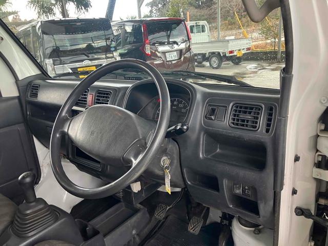 キャリイトラック ＫＣ　軽トラ　４ＷＤ　５速マニュアル　エアコン　パワーステアリング　三方開　ヘッドライトレベライザー（59枚目）