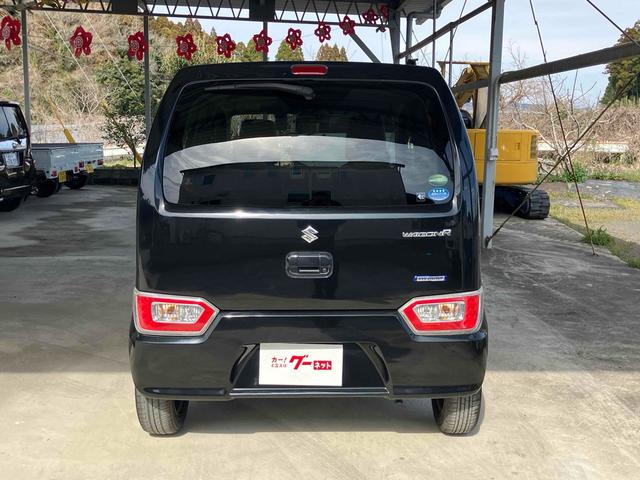 ワゴンＲ ハイブリッドＦＸ　レーンアシスト　衝突被害軽減システム　オートライト　スマートキー　アイドリングストップ　電動格納ミラー　シートヒーター　ベンチシート　ＣＶＴ　盗難防止システム　ＡＢＳ　ＥＳＣ　ＣＤ（17枚目）