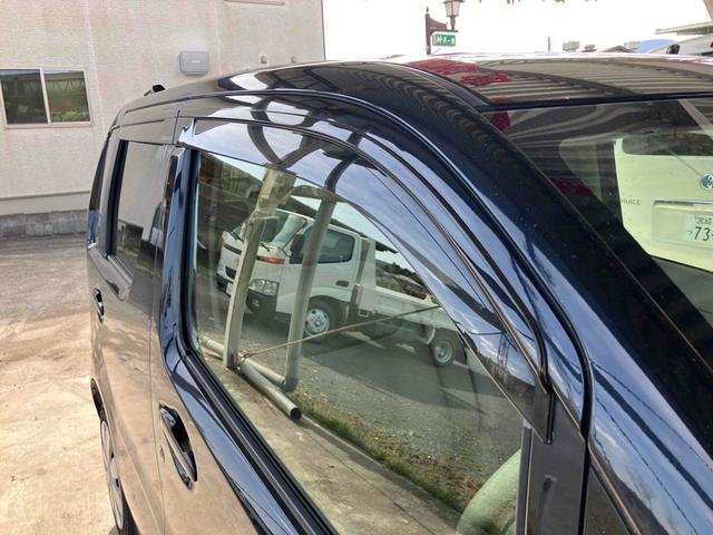 ワゴンＲ ハイブリッドＦＸ　レーンアシスト　衝突被害軽減システム　オートライト　スマートキー　アイドリングストップ　電動格納ミラー　シートヒーター　ベンチシート　ＣＶＴ　盗難防止システム　ＡＢＳ　ＥＳＣ　ＣＤ（27枚目）