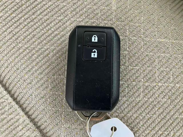 ワゴンＲ ハイブリッドＦＸ　レーンアシスト　衝突被害軽減システム　オートライト　スマートキー　アイドリングストップ　電動格納ミラー　シートヒーター　ベンチシート　ＣＶＴ　盗難防止システム　ＡＢＳ　ＥＳＣ　ＣＤ（59枚目）