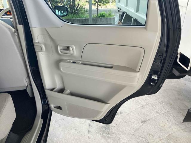 ワゴンＲ ハイブリッドＦＸ　レーンアシスト　衝突被害軽減システム　オートライト　スマートキー　アイドリングストップ　電動格納ミラー　シートヒーター　ベンチシート　ＣＶＴ　盗難防止システム　ＡＢＳ　ＥＳＣ　ＣＤ（63枚目）