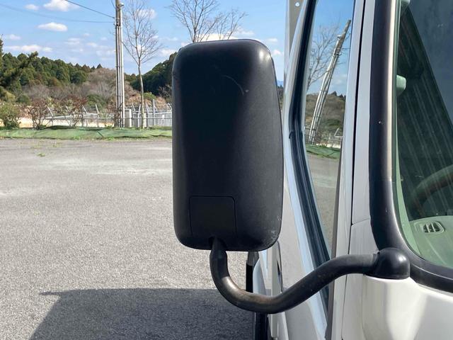 トヨエース 　トラック　ダンプ　ＥＴＣ　エアコン　パワーウィンドウ　パワステ　５速マニュアル　積載量２０００ｋｇ（8枚目）