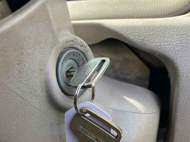 トヨエース 　トラック　ダンプ　ＥＴＣ　エアコン　パワーウィンドウ　パワステ　５速マニュアル　積載量２０００ｋｇ（55枚目）