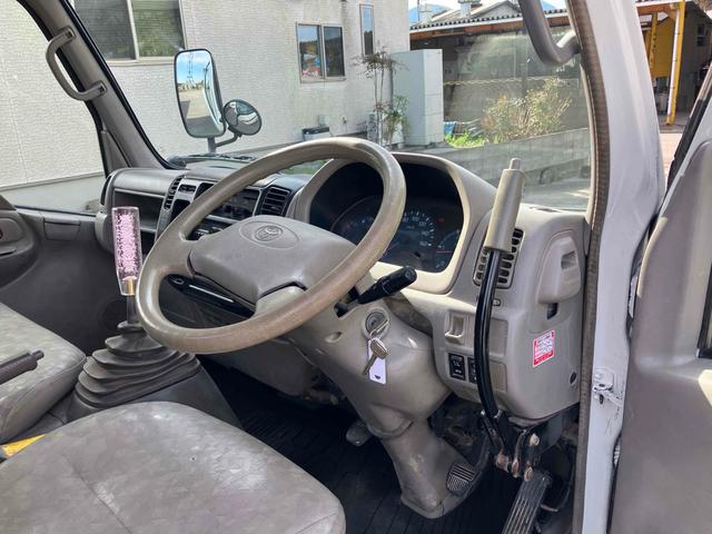 トヨエース 　トラック　ダンプ　ＥＴＣ　エアコン　パワーウィンドウ　パワステ　５速マニュアル　積載量２０００ｋｇ（59枚目）