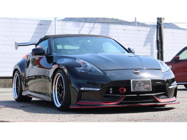 ロードスターバージョンＳＴ　Ｚ３４型　ロードスター　ＮＩＳＭＯ仕様　ＭＡＸＴＯＮＤＥＳＩＧＮフロントリップ　ＢＯＳＥスピーカー　１９インチホイール　ＲＯＳＳＯＭＯＤＥＬＬＯマフラー　ＧＴウィング(7枚目)