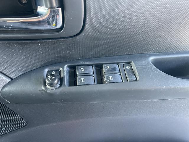 タント カスタムＸスペシャル　ナビ　バックカメラ　片側パワースライドドア　スマートキー　盗難防止装置　ＡＢＳ　衝突安全ボデイ　Ｂｌｕｅｔｏｏｔｈ（23枚目）