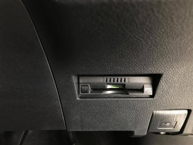 カローラアクシオ ハイブリッド　ＥＳＣ　ワンセグテレビ　エアコン　ワイヤレスキー　ＰＣＳ　デュアルエアバッグ　サイドエアバッグ　ナビＴＶ　パワーステアリング　運転席エアバッグ　メモリナビ　ＡＢＳ　ＰＷ　メディアプレイヤー接続（15枚目）