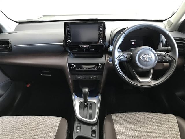 ヤリスクロス ハイブリッドＺ　インテリジェントキー　アルミホイル　ＬＥＤライト　リアカメラ　ナビ　クルーズコントロール　横滑り防止システム　メモリーナビゲーション　電動シ－ト　パワステ　オートエアコン　キーフリー　イモビライザ（7枚目）