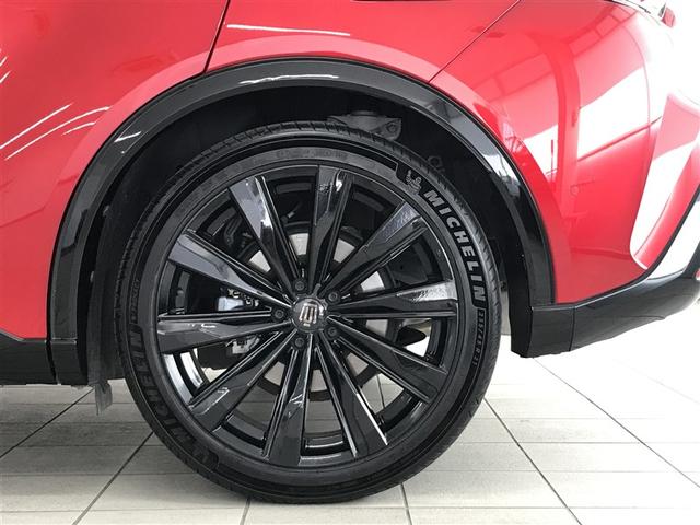 クラウンスポーツ Ｚ　ＡＷＤ　フルセグテレビ　ＥＴＣ車載器　ＴＶナビ　クルコン　横滑り防止装置　エアバッグ　本革　ミュージックプレイヤー接続可　メモリナビ　キーレス　盗難防止装置　ＡＢＳ　アルミ　スマートエントリー　試乗車（24枚目）