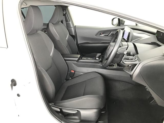 プリウス Ｇ　衝突被害軽減ブレーキ　ＬＥＤライト　フルセグＴＶ　ＡＣ１００Ｖ　アルミホイール　クルーズコントロール　ＴＶ　キーフリー　スマキー　カーテンエアバック　エアコン　イモビライザー　ＥＳＣ　Ｗエアバック（22枚目）