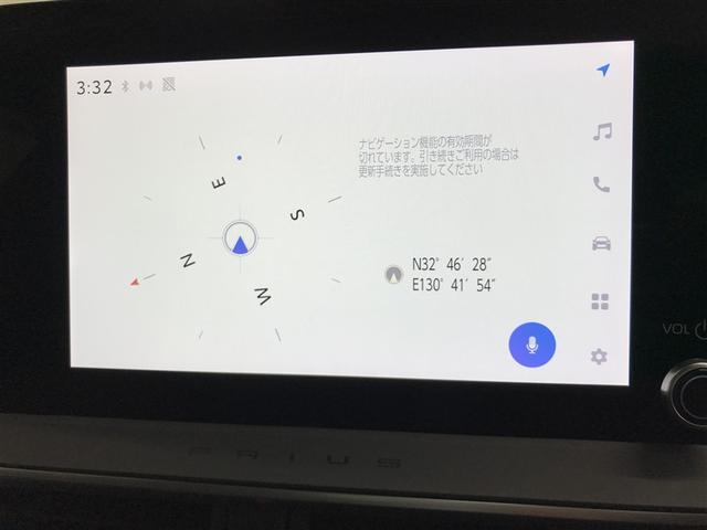 プリウス U プリクラッシュセーフティー ABS 地デジ 100V バックモニター クルコン 盗難防止装置 LEDライト アルミホイール ETC付 ドライブレコーダー スマートキ テレビ キーレス サイドエアバッグ(10枚目)