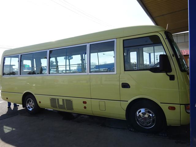 ロング幼児車ターボ　大人３人園児５１人乗　オートマ　Ｂカメラ(3枚目)