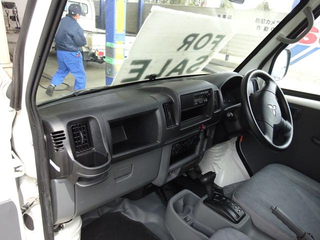 ミニキャブトラック 　移動販売車　左右跳ね上げ式　１００Ｖ電源コンセント差込口　フロアオートマ　アルミホイール　エアコン　パワステ　エアバック（19枚目）