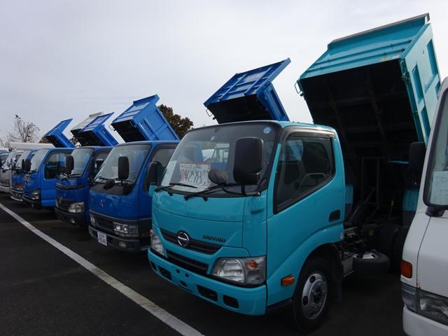 ミニキャブトラック 　移動販売車　左右跳ね上げ式　１００Ｖ電源コンセント差込口　フロアオートマ　アルミホイール　エアコン　パワステ　エアバック（48枚目）