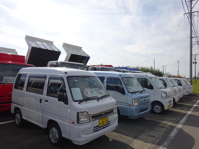 移動販売車 冷蔵 ショーケース 5速マニュアル 三方跳ね上げ 8ナンバー キーレス DC/ACインバーター マイクスピーカー パワーウインドウ 手洗いシンク(56枚目)