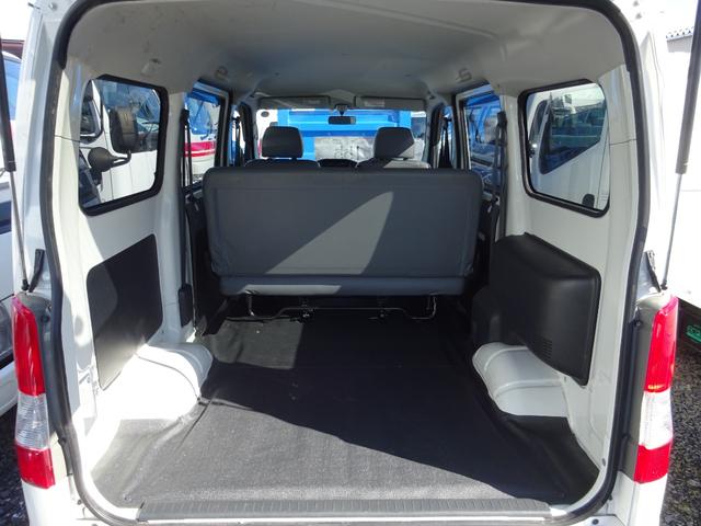 GL 4WD キーレス AMFMラジオ エアコン パワステ パワーウィンドウ ABS 運転席助手席エアバック 両側スライドドア(4枚目)