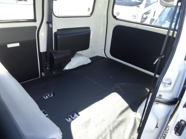 GL 4WD キーレス AMFMラジオ エアコン パワステ パワーウィンドウ ABS 運転席助手席エアバック 両側スライドドア(18枚目)