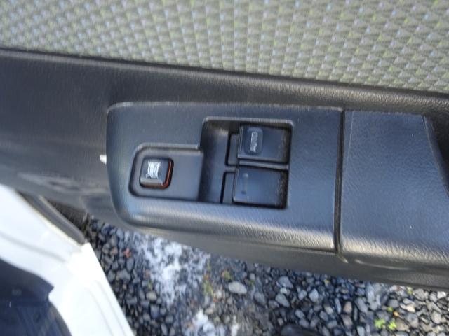 GL 4WD キーレス AMFMラジオ エアコン パワステ パワーウィンドウ ABS 運転席助手席エアバック 両側スライドドア(41枚目)