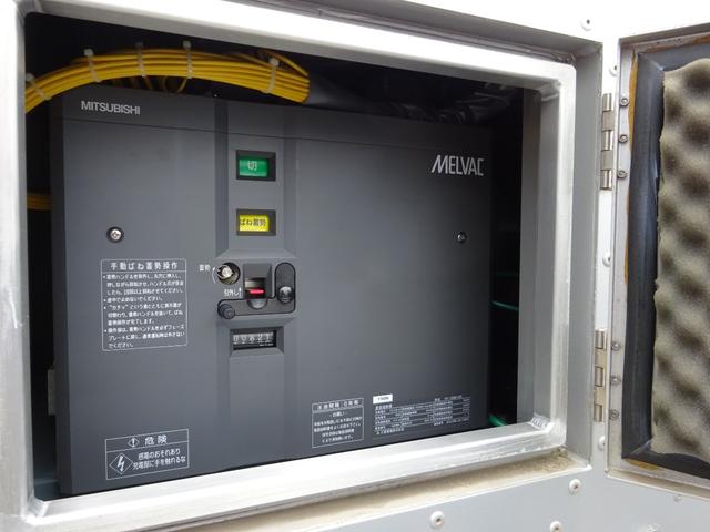 　高圧発電車　５００ＫＶＡ　低騒音形　神鋼造機　公共応急作業車　６速マニュアル　バックカメラ　スピーカー　マイク　２年車検(54枚目)