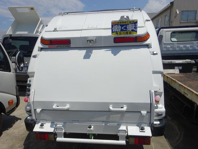 デュトロ 　パッカー車　２ｔ　プレス式　４．２ｍ３　新明和ＧＴ０４２－５４３３Ｗ　オートマ　バックカメラ　ＥＴＣ　ゴミ収集車（16枚目）