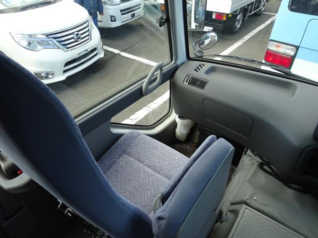 リエッセII 　福祉車両　リフト付き　車イス２台固定　２４人乗り　自動扉　オートステップ　マイク　ナビ　バックカメラ　ＥＴＣ　左側電動格納ミラー　オートマ（25枚目）