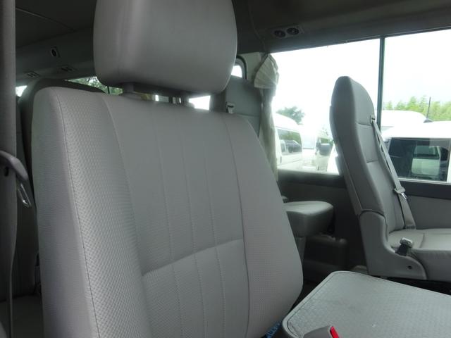 リエッセII ＬＸ　２９人乗り　ナビ　バックカメラ　フォグランプ（31枚目）