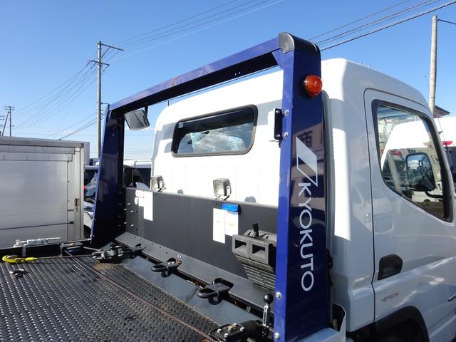 キャンター 　セルフローダー　積載車　３．１ｔ　オートマ　極東フラトップゼロ　リモコン付き　ナビＴＶ　Ｂｌｕｅｔｏｏｔｈ　バックカメラ　キーレス　電動格納ミラー　衝突被害軽減ブレーキシステム（11枚目）