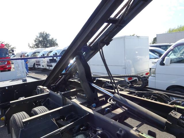 キャンター 　セルフローダー　積載車　３．１ｔ　オートマ　極東フラトップゼロ　リモコン付き　ナビＴＶ　Ｂｌｕｅｔｏｏｔｈ　バックカメラ　キーレス　電動格納ミラー　衝突被害軽減ブレーキシステム（26枚目）