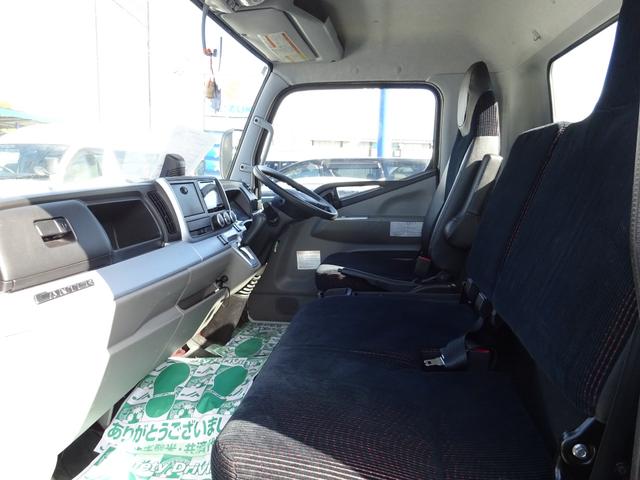キャンター 　セルフローダー　積載車　３．１ｔ　オートマ　極東フラトップゼロ　リモコン付き　ナビＴＶ　Ｂｌｕｅｔｏｏｔｈ　バックカメラ　キーレス　電動格納ミラー　衝突被害軽減ブレーキシステム（29枚目）