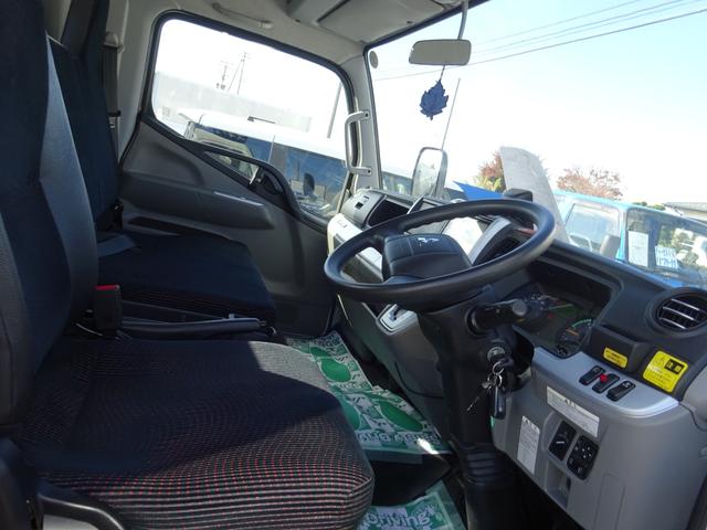 キャンター 　セルフローダー　積載車　３．１ｔ　オートマ　極東フラトップゼロ　リモコン付き　ナビＴＶ　Ｂｌｕｅｔｏｏｔｈ　バックカメラ　キーレス　電動格納ミラー　衝突被害軽減ブレーキシステム（36枚目）