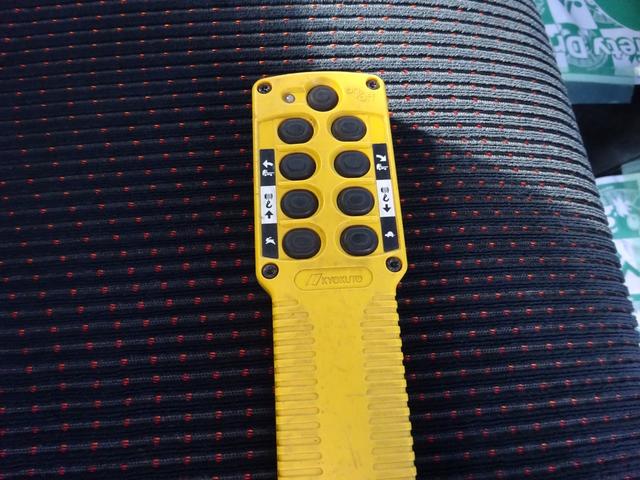 キャンター 　セルフローダー　積載車　３．１ｔ　オートマ　極東フラトップゼロ　リモコン付き　ナビＴＶ　Ｂｌｕｅｔｏｏｔｈ　バックカメラ　キーレス　電動格納ミラー　衝突被害軽減ブレーキシステム（53枚目）