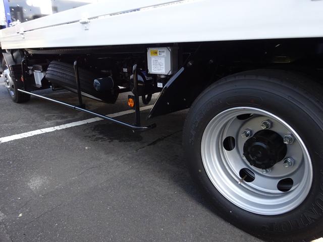 キャンター セルフローダー 積載車 3t 極東フラトップゼロ 荷台未使用 左右アオリ開閉 5速マニュアル 衝突被害軽減ブレーキシステム 左側電動格納ミラー スマートキー ETC フォグランプ バックカメラ(22枚目)