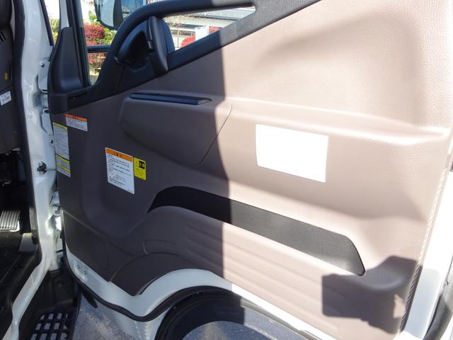 キャンター セルフローダー 積載車 3t 極東フラトップゼロ 荷台未使用 左右アオリ開閉 5速マニュアル 衝突被害軽減ブレーキシステム 左側電動格納ミラー スマートキー ETC フォグランプ バックカメラ(46枚目)