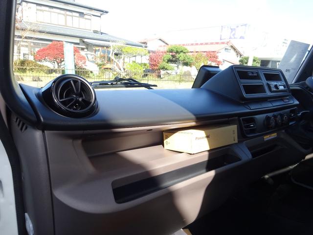 キャンター セルフローダー 積載車 3t 極東フラトップゼロ 荷台未使用 左右アオリ開閉 5速マニュアル 衝突被害軽減ブレーキシステム 左側電動格納ミラー スマートキー ETC フォグランプ バックカメラ(67枚目)