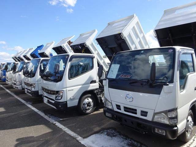 ハイエースバン 福祉車両 4WD ターボ リアリフト付き 車イス2台固定 8人乗り+2台 ストレッチャー固定装置 純正酸素ボンベ固定装置 点滴フック 寒冷地仕様2バッテリー 電動ステップ ドライブレコーダー(63枚目)