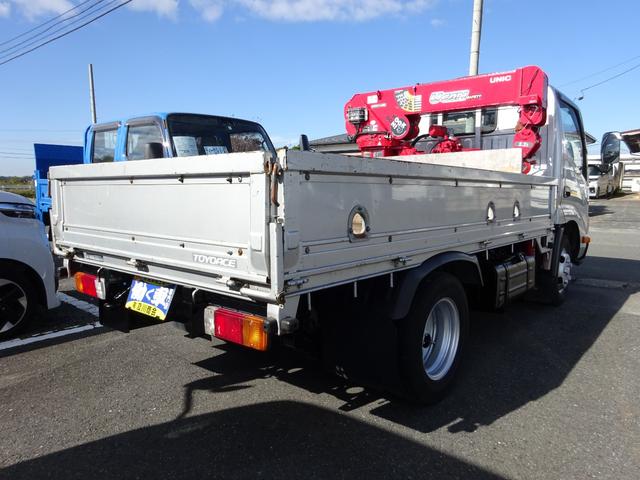 トヨエース 　４段クレーン　２．２ｔ吊り　平ボディー　２ｔ　５速マニュアル　ナビＴＶ　ドライブレコーダー　左側電動格納ミラー　フォグランプ　アウトリガー　小型トラック荷台内架装用ユニッククレーン　ＵＲＵ２２４（3枚目）