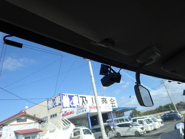 トヨエース 　４段クレーン　２．２ｔ吊り　平ボディー　２ｔ　５速マニュアル　ナビＴＶ　ドライブレコーダー　左側電動格納ミラー　フォグランプ　アウトリガー　小型トラック荷台内架装用ユニッククレーン　ＵＲＵ２２４（29枚目）