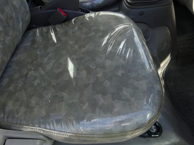 トヨエース 　４段クレーン　２．２ｔ吊り　平ボディー　２ｔ　５速マニュアル　ナビＴＶ　ドライブレコーダー　左側電動格納ミラー　フォグランプ　アウトリガー　小型トラック荷台内架装用ユニッククレーン　ＵＲＵ２２４（32枚目）