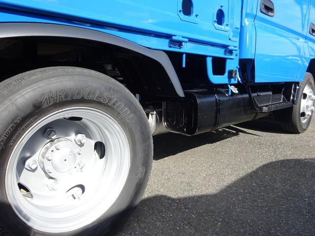 トヨエース 　Ｗキャブ　６人乗り　垂直ゲート　６００ｋｇ　オートマ　２ｔ　極東Ｖ６００　衝突被害軽減ブレーキシステム　ナビＴＶ　Ｂｌｕｅｔｏｏｔｈ　バックカメラ　ＥＴＣ　ドライブレコーダー　キーレス（10枚目）