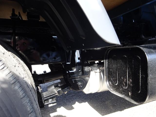 トヨエース 　Ｗキャブ　６人乗り　垂直ゲート　６００ｋｇ　オートマ　２ｔ　極東Ｖ６００　衝突被害軽減ブレーキシステム　ナビＴＶ　Ｂｌｕｅｔｏｏｔｈ　バックカメラ　ＥＴＣ　ドライブレコーダー　キーレス（11枚目）